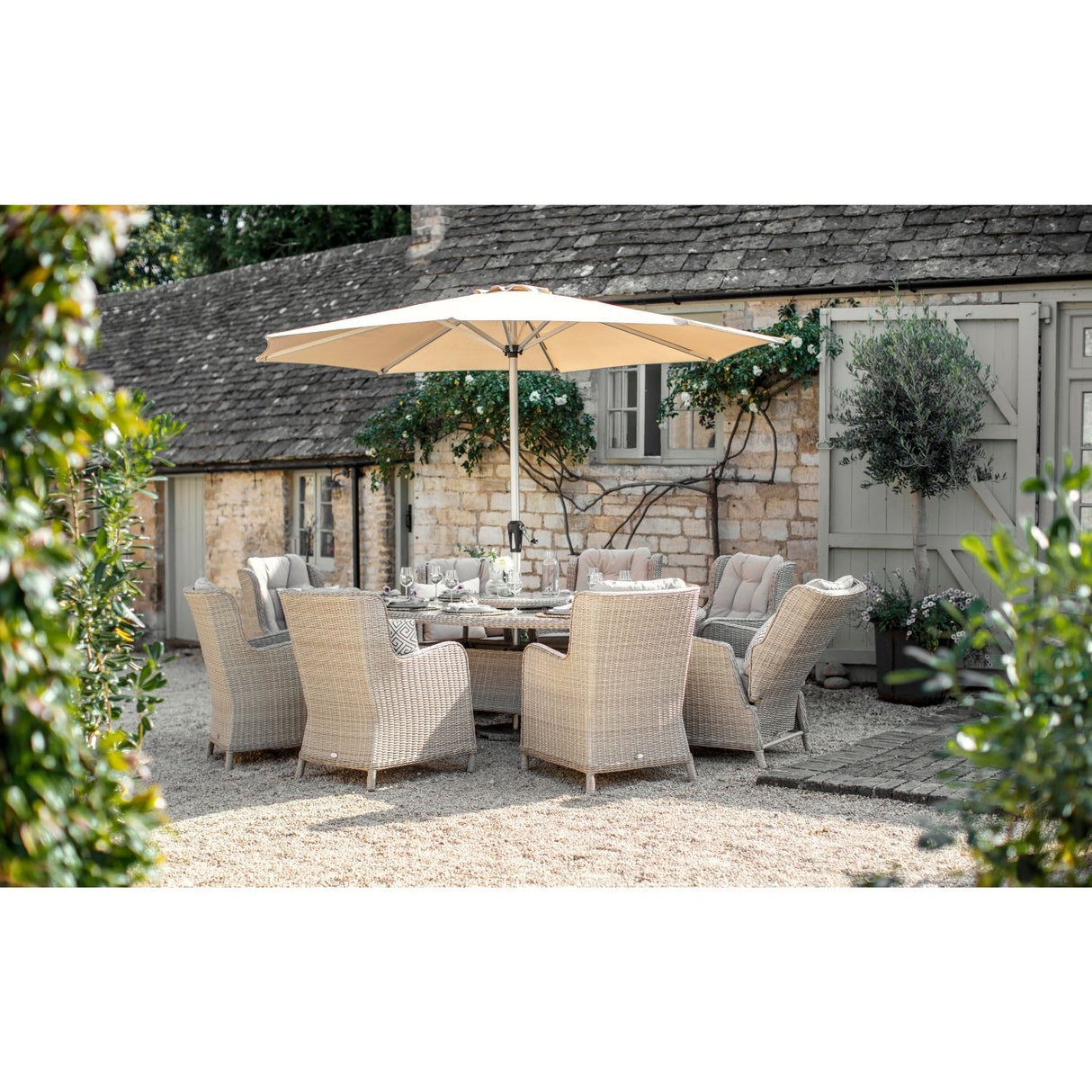 Bramblecrest Chedworth Sandstone Rattan 8 Seat Elliptical Dining Set