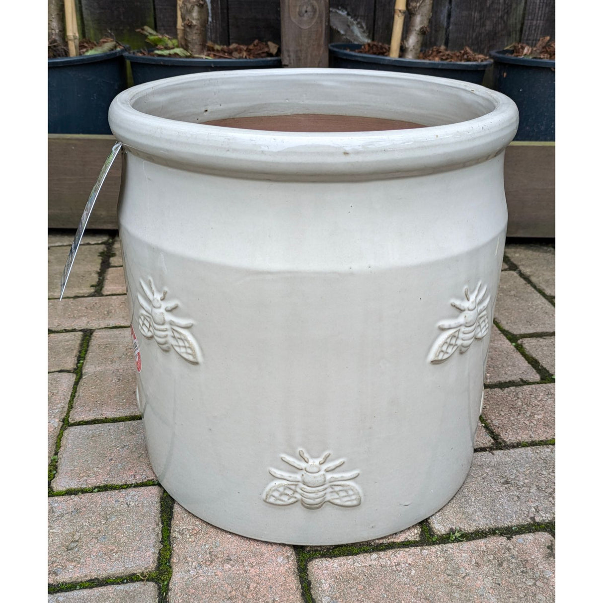 Woodlodge 30cm Cream Bee B Glazed Pot - YBEE4CR30