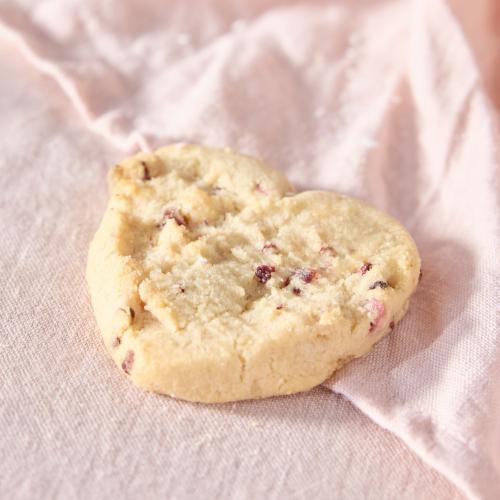 Cartwright & Butler Raspberry & White Chocolate Biscuits in Heart Tin - 4045
