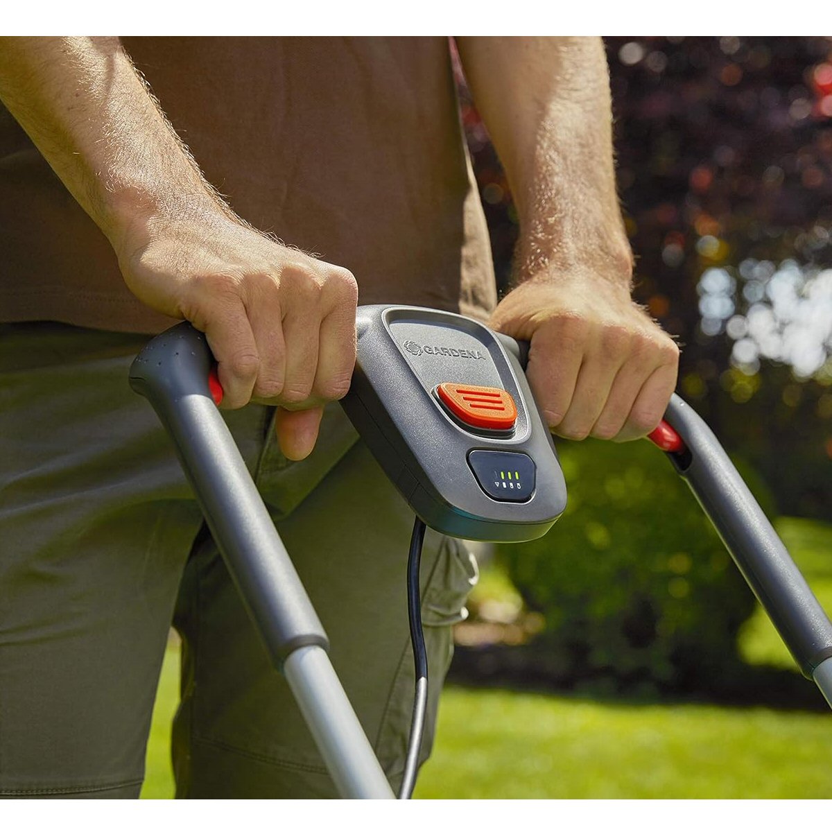 GARDENA 32/36V P4A Ready-To-Use Set Battery Lawnmower PowerMax