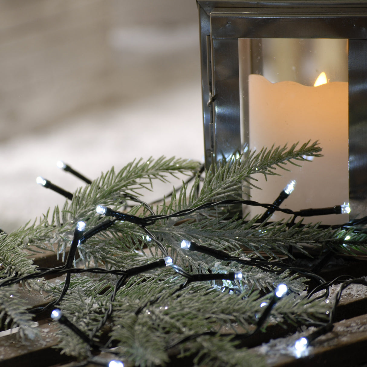 Festive 400 Cool White LED Battery String Lights