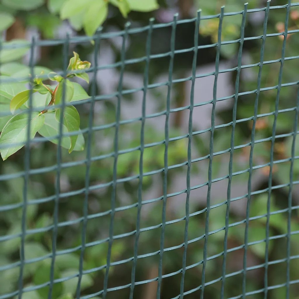 Gardman 19mm Garden & Plant Mesh - Green (5m x 0.5m)