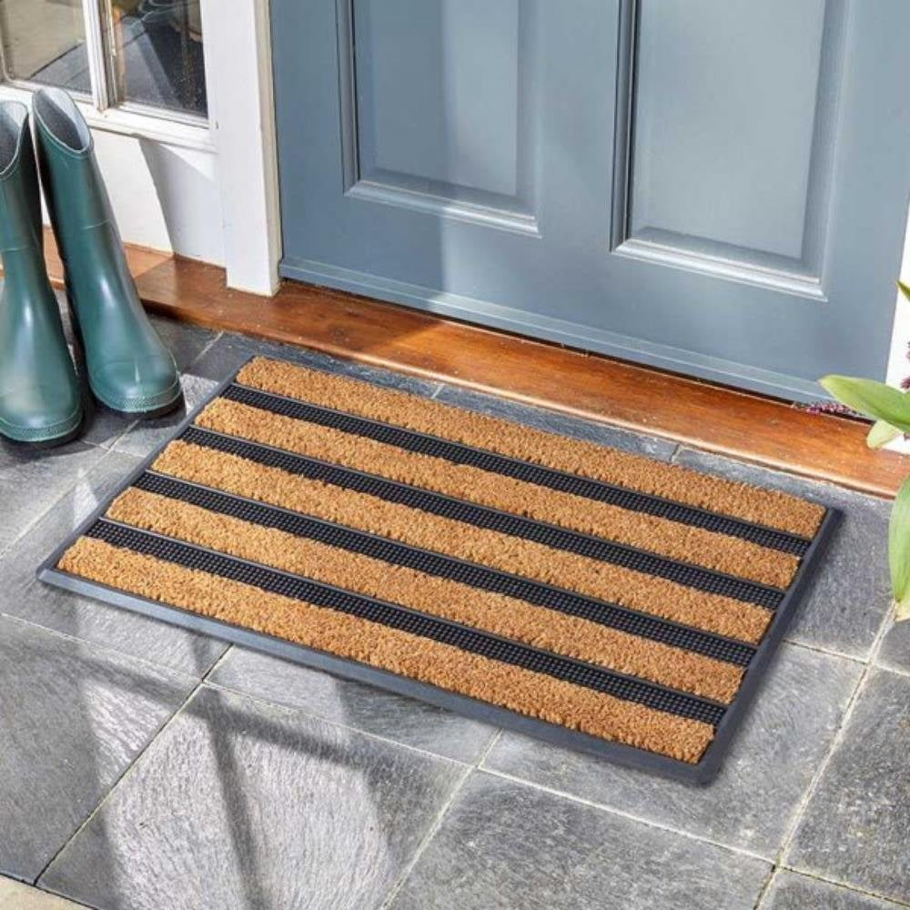 Outside In 45 x 75cm Muck Off! Combi Brush Mat