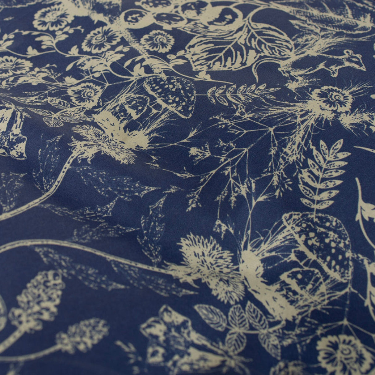 Deyongs 200cm Blue Secret Garden Single Duvet Set