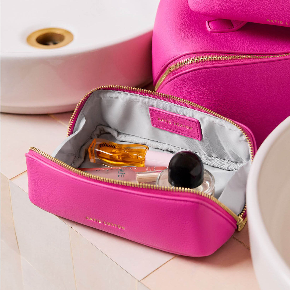 Katie Loxton Small Magenta Make Up - Wash Bag