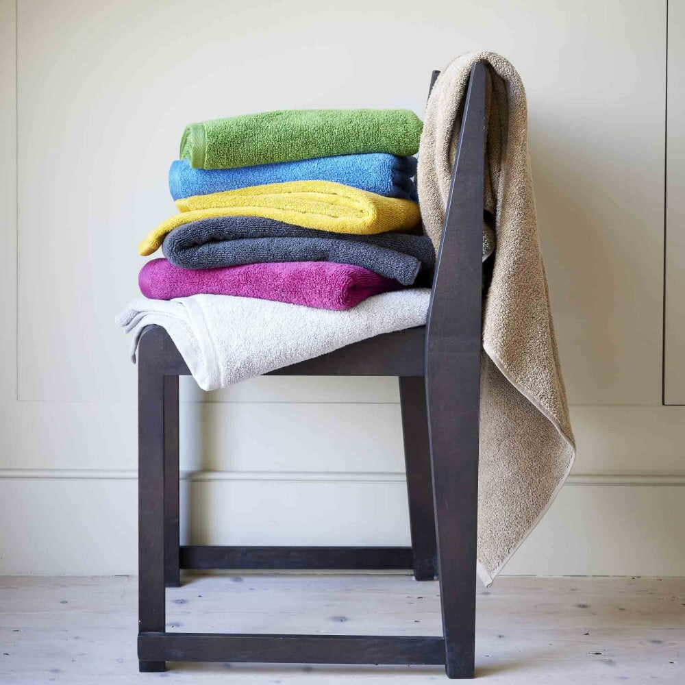 Christy Serene 125cm Summer Pudding Cirrus Quick Bath Towel