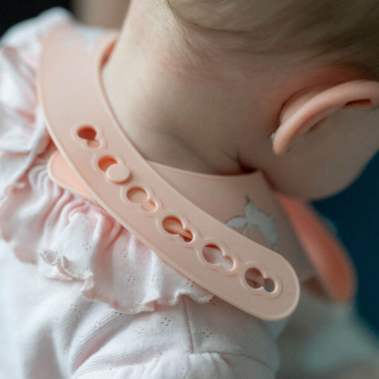 Ziggle Baby Pink Bunnies Catch It Silicone Bib