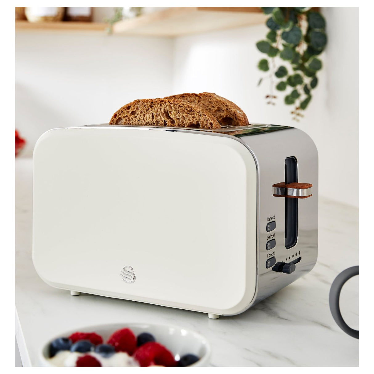 Swan White 2 Slice Nordic Style Toaster
