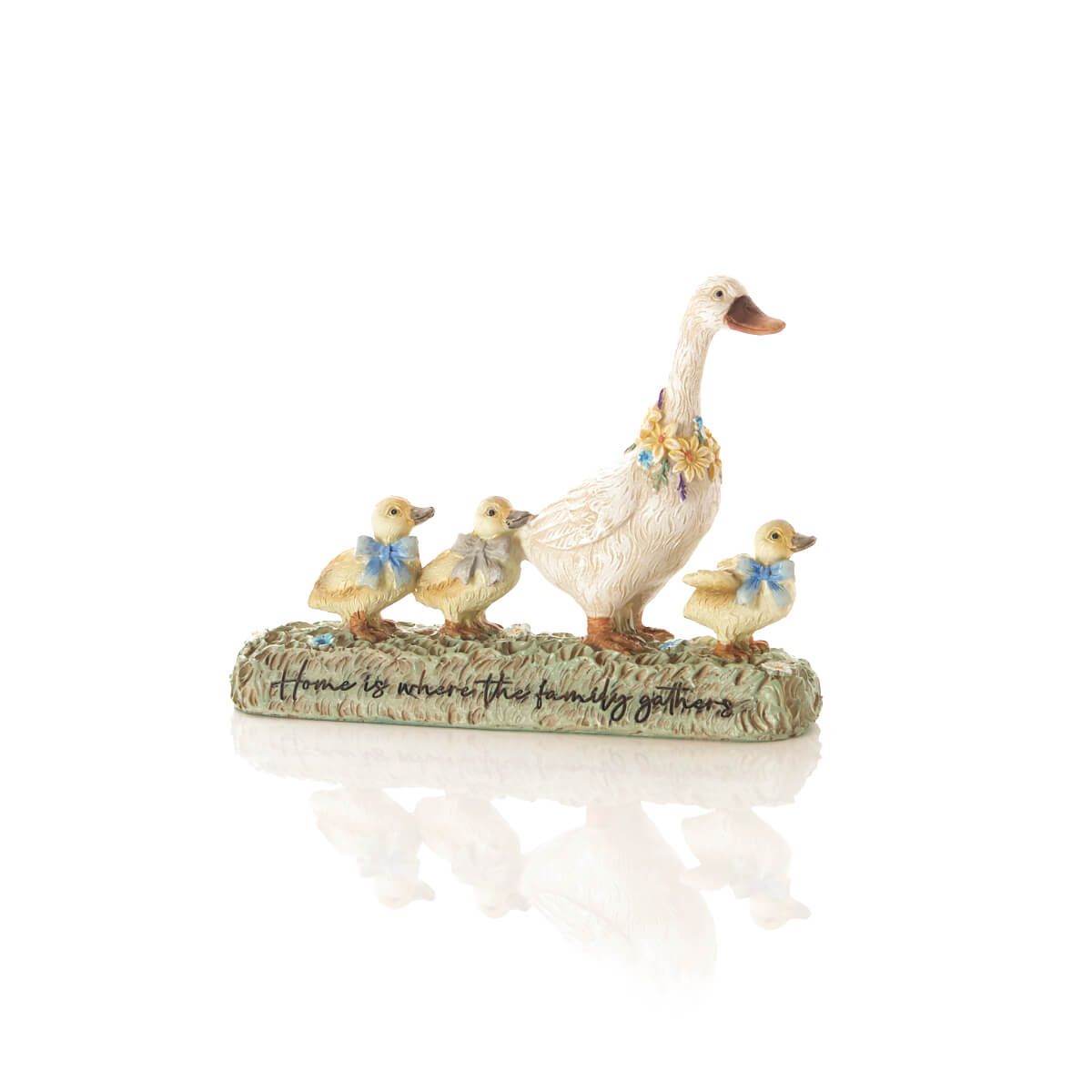 Richard Langs Resin Goose with Ducklings Home Ornament - 7WW121