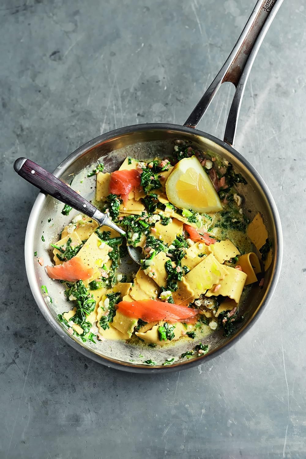 One Simple One-Pan Wonders Cook Book by Jamie Oliver