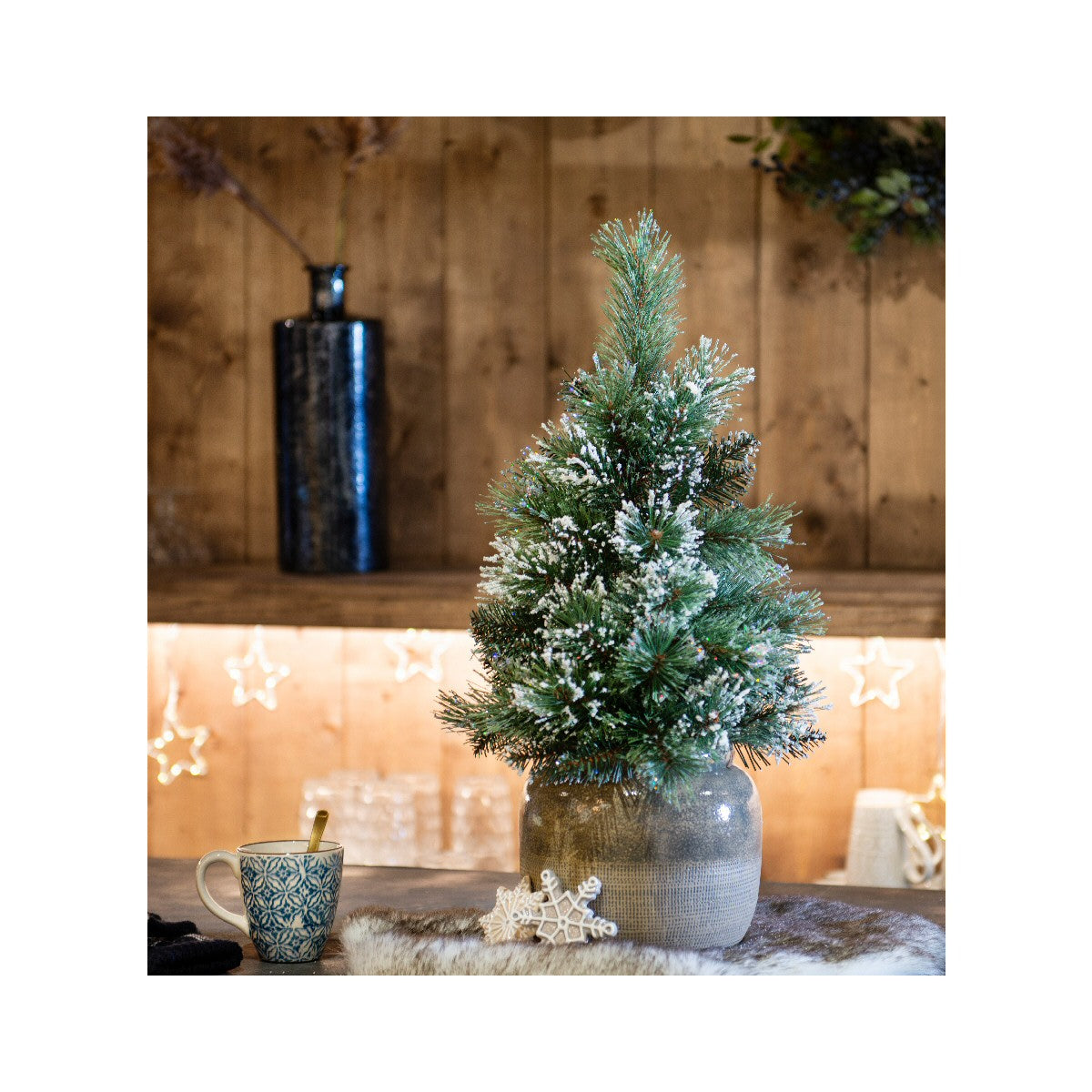 Everlands 60cm Frosted Finley Mini Christmas Tree