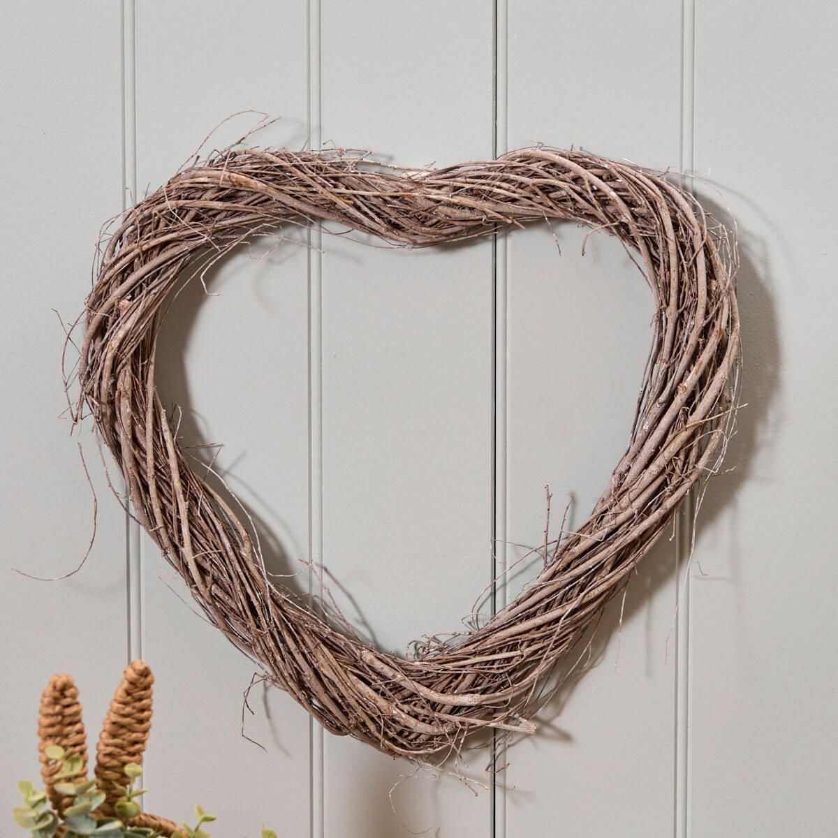 Richard Langs Handmade Natural Twig Heart Wreath - 8RY113