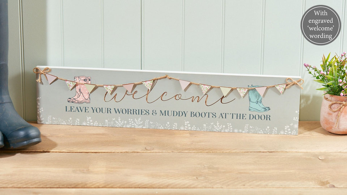 Richard Langs Welly Boot with 3D Bunting Wooden Plaque - 8WB443