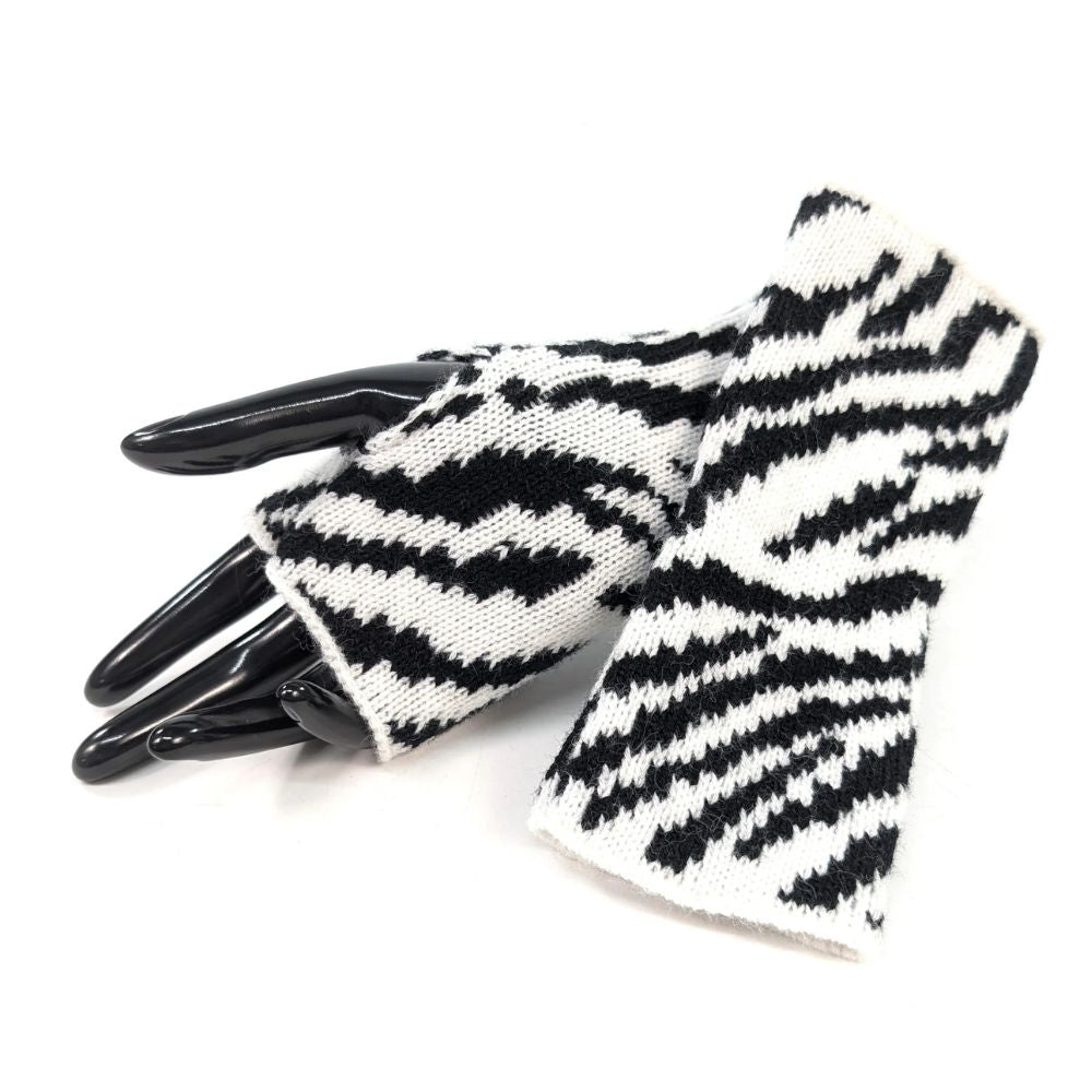 Black Ginger Knitted Stripey Fingerless Gloves - White Zebra