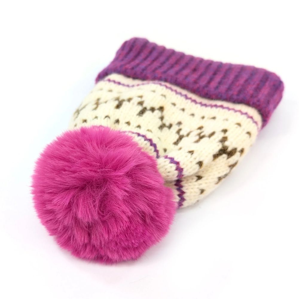 Black Ginger Fair Isle Pattern Pom Pom Hat - Pink