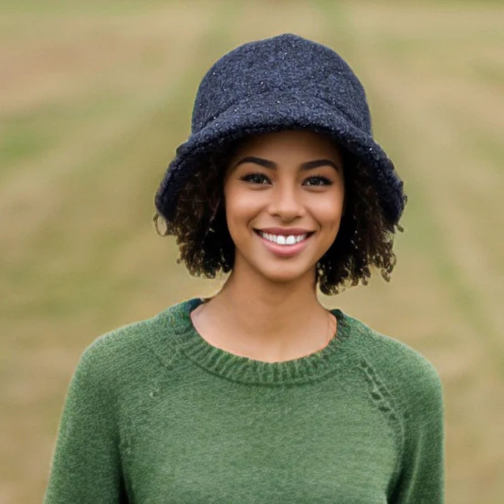 Black Ginger Teddy Bear Sparkling Bucket Hat - Navy