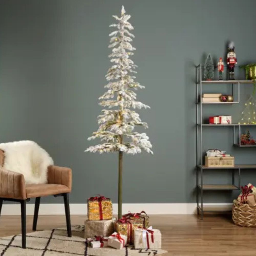 Everlands 2.1m (7ft) Snowy Alpine Fir Pre-Lit Christmas Tree