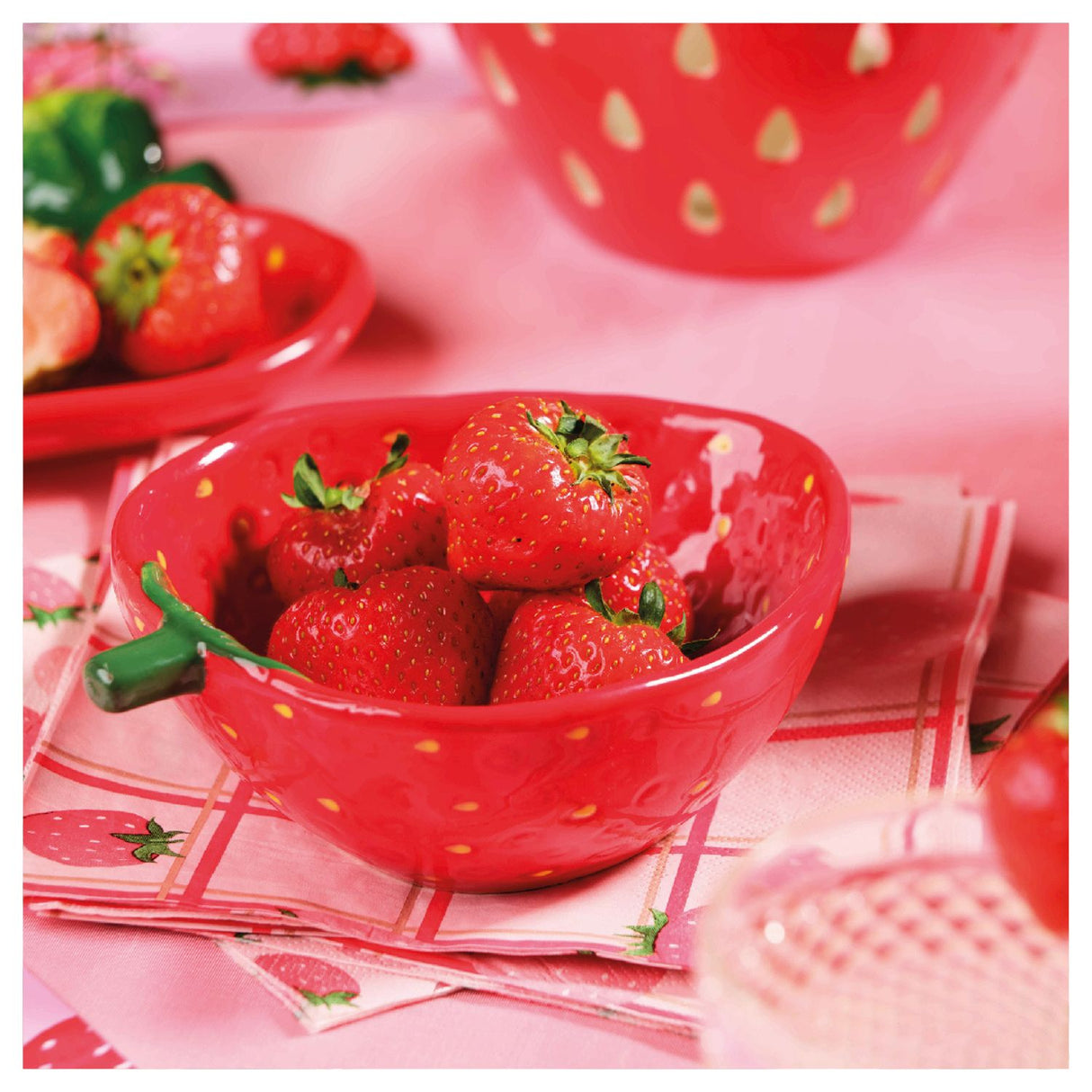 Kaemingk 15cm Dolomite Strawberry Bowl