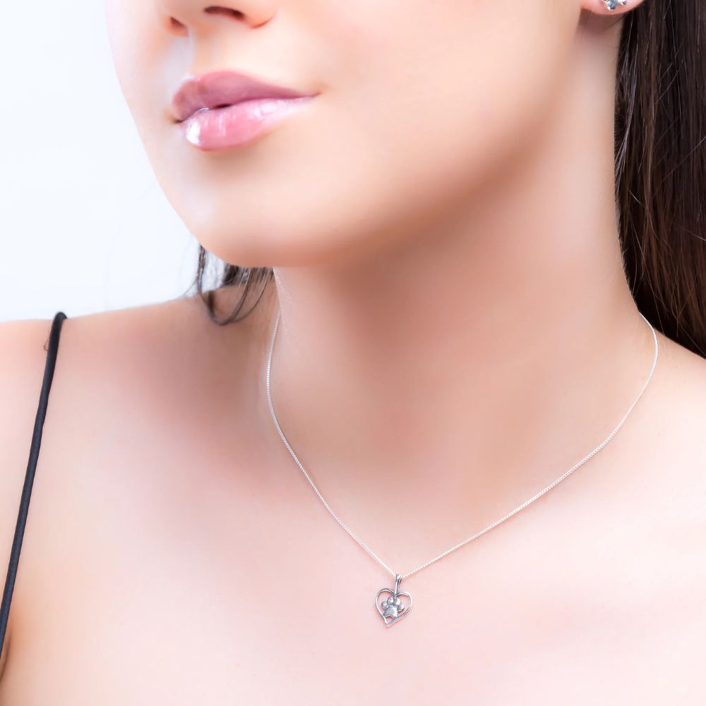 Henryka 18'' Silver Paw Print Heart Necklace