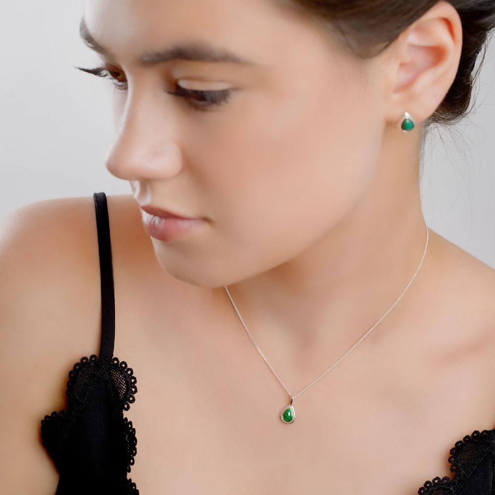 Henryka 18'' Silver & Malachite Classic Teardrop Necklace