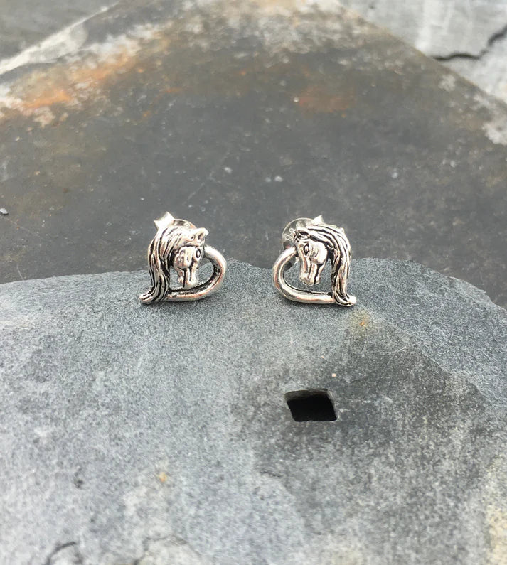 Blue Lily 8mm Silver Horse Head in Heart Stud Earrings - S527B