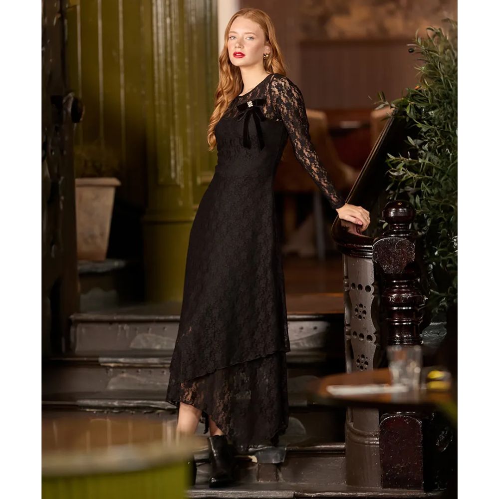 Joe Browns Sylvie Lace Dress With Brooch - Black