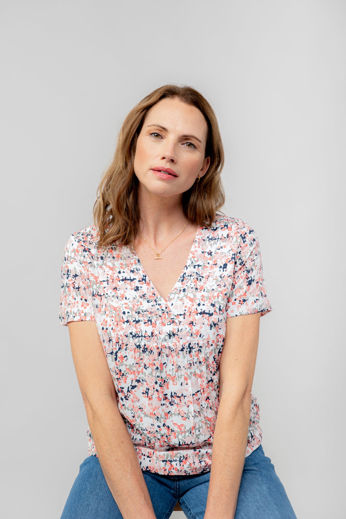 Lily & Me 10 White/Rose Trellis Myrtle Top