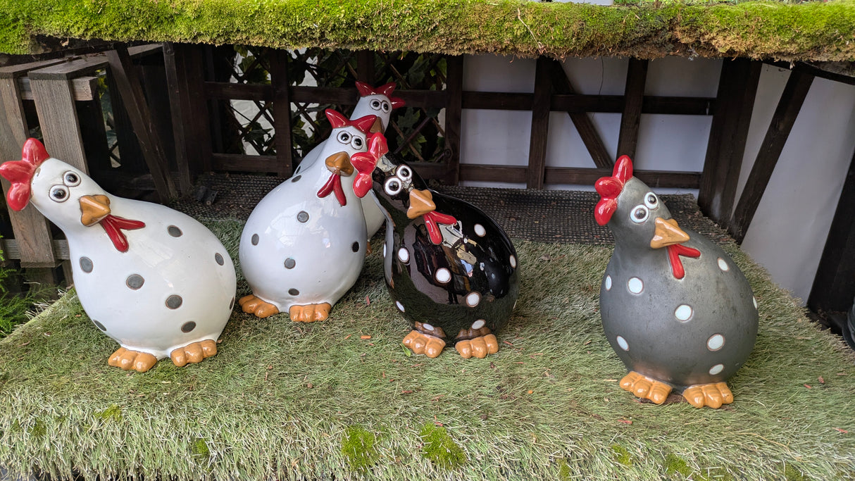 Woodlodge 15cm Black Gloss Crazy Chicken Ornament