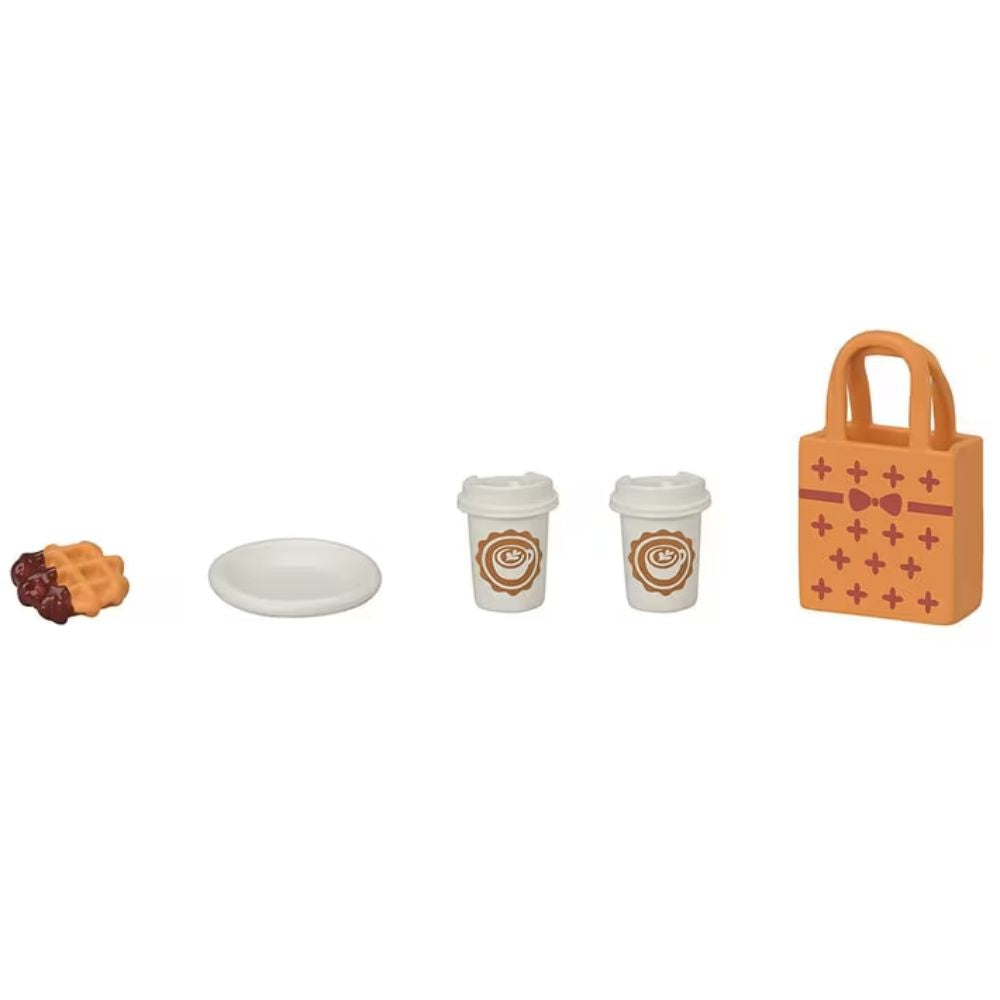 Sylvanian Families Latte Cat Family