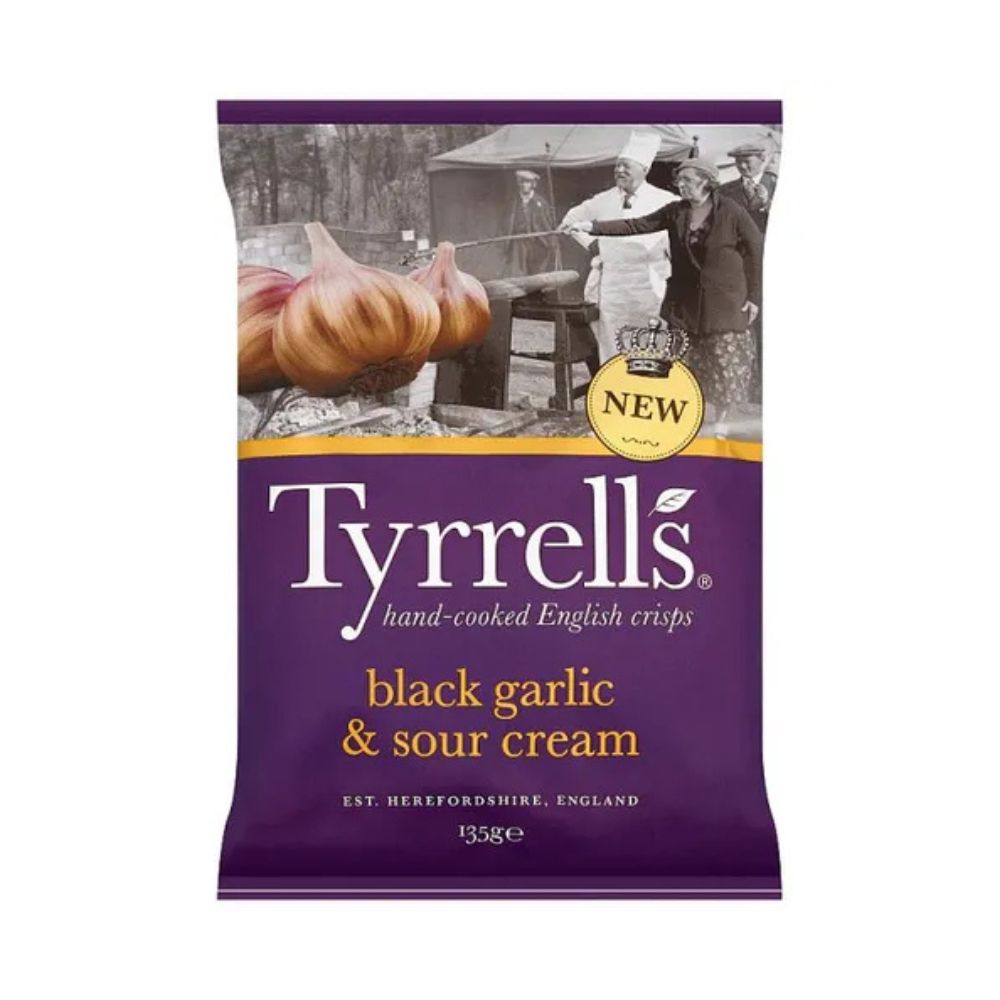 Tyrrells 135g Black Garlic & Sour Cream Crisps