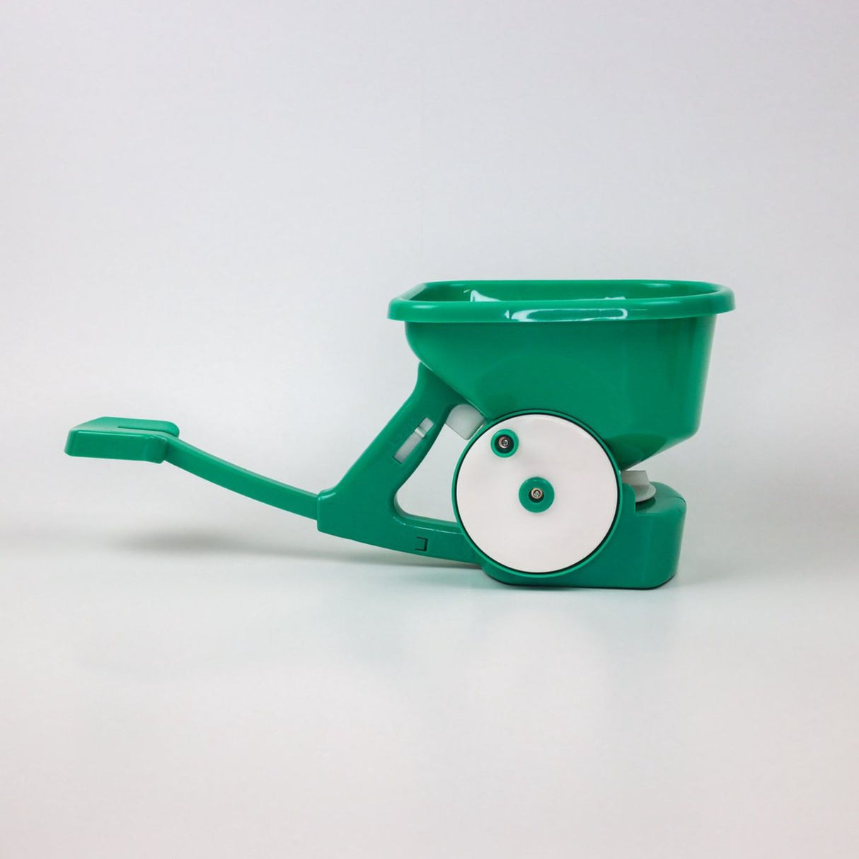 Green Key Deluxe Lawn Seed Spreader