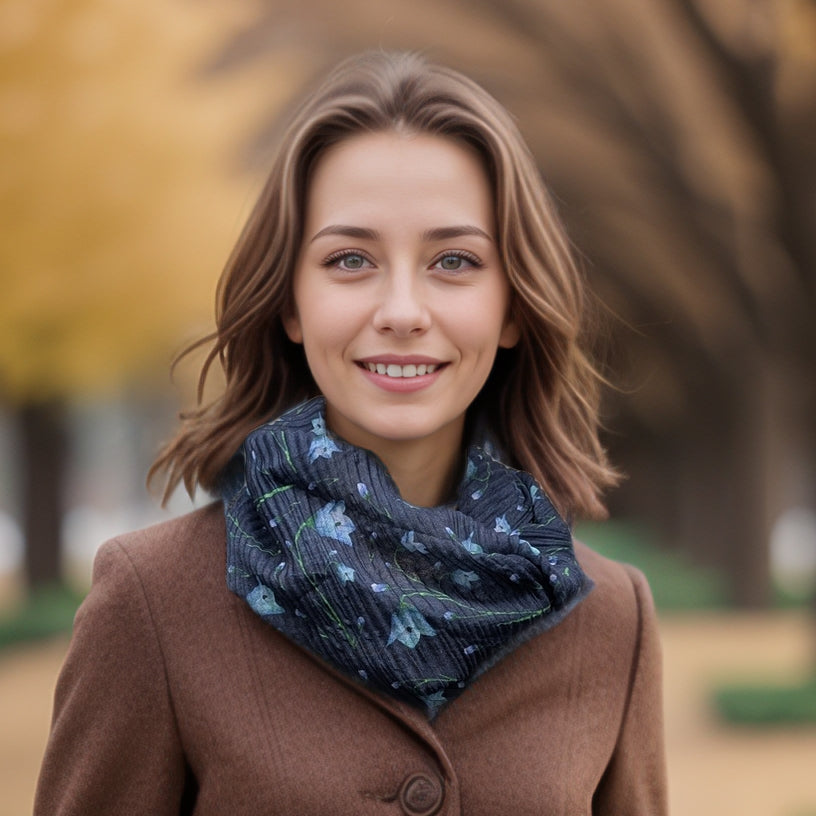 Black Ginger Campanula Magnetic Neck Scarf - Navy