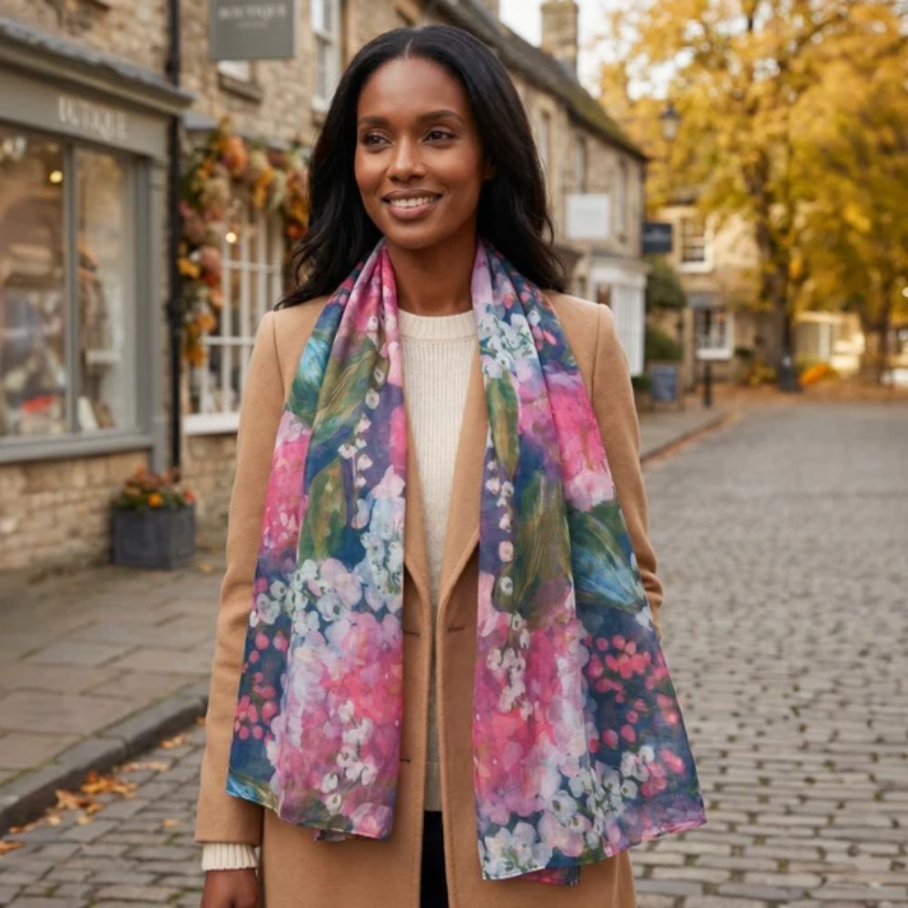 Black Ginger Oil Hydrangeas Scarf (70x180cm) - Exclusive Design