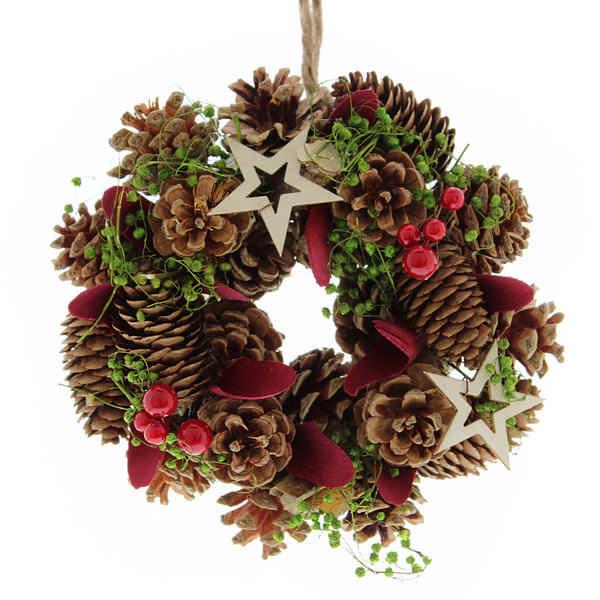 Festive 18cm Wreath with Natural Pinecone and Berries