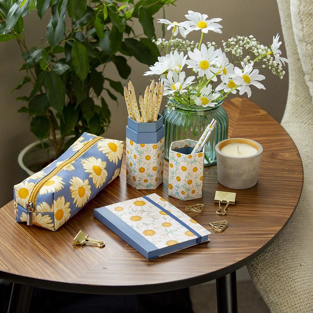 Gifted Stationery Hazy Daisies Pencil Set with Case