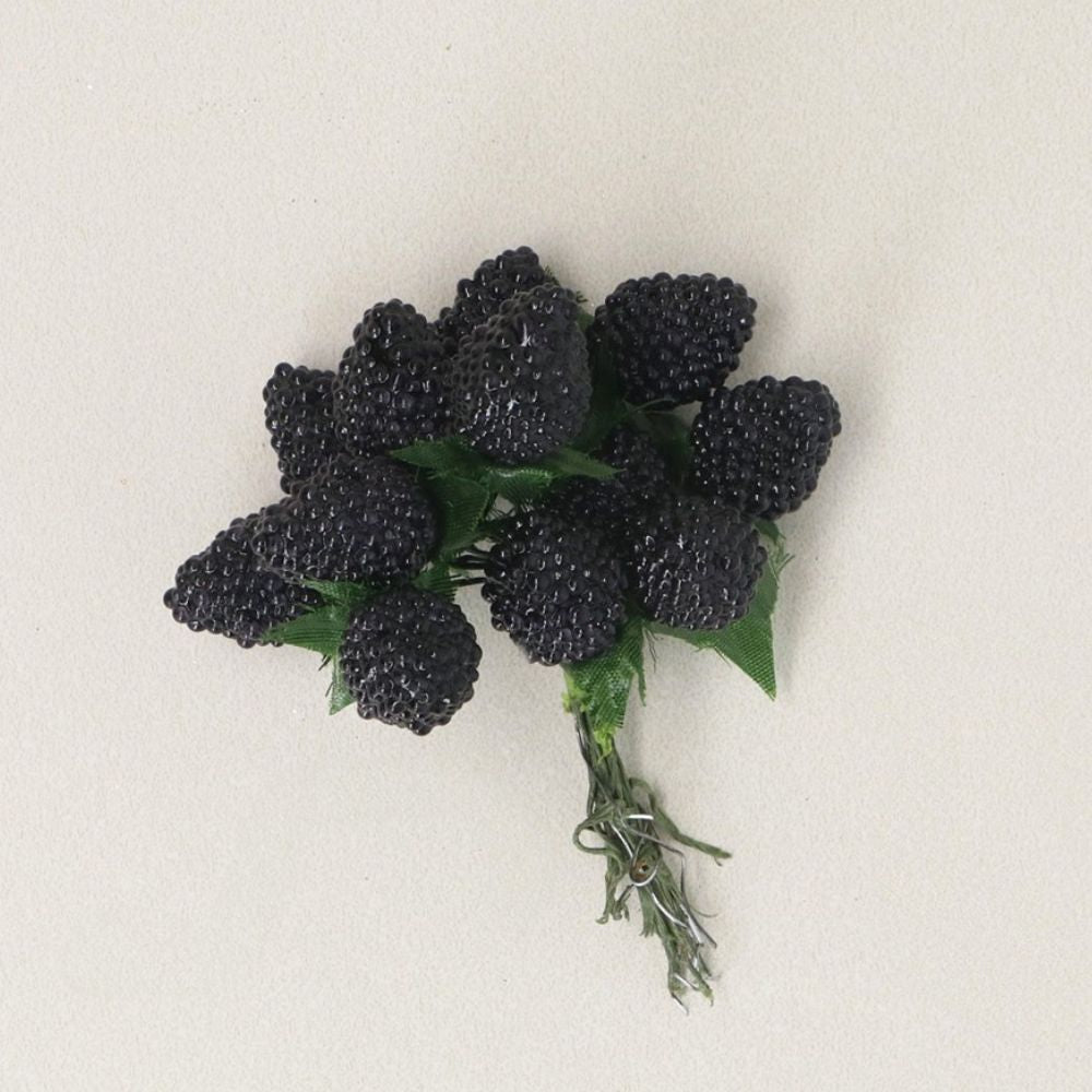 Gisela Graham Blackberry Punch Pick