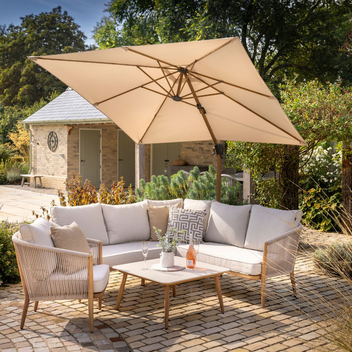 Hartman Portico 6 Seater Square Corner Casual Furniture Set