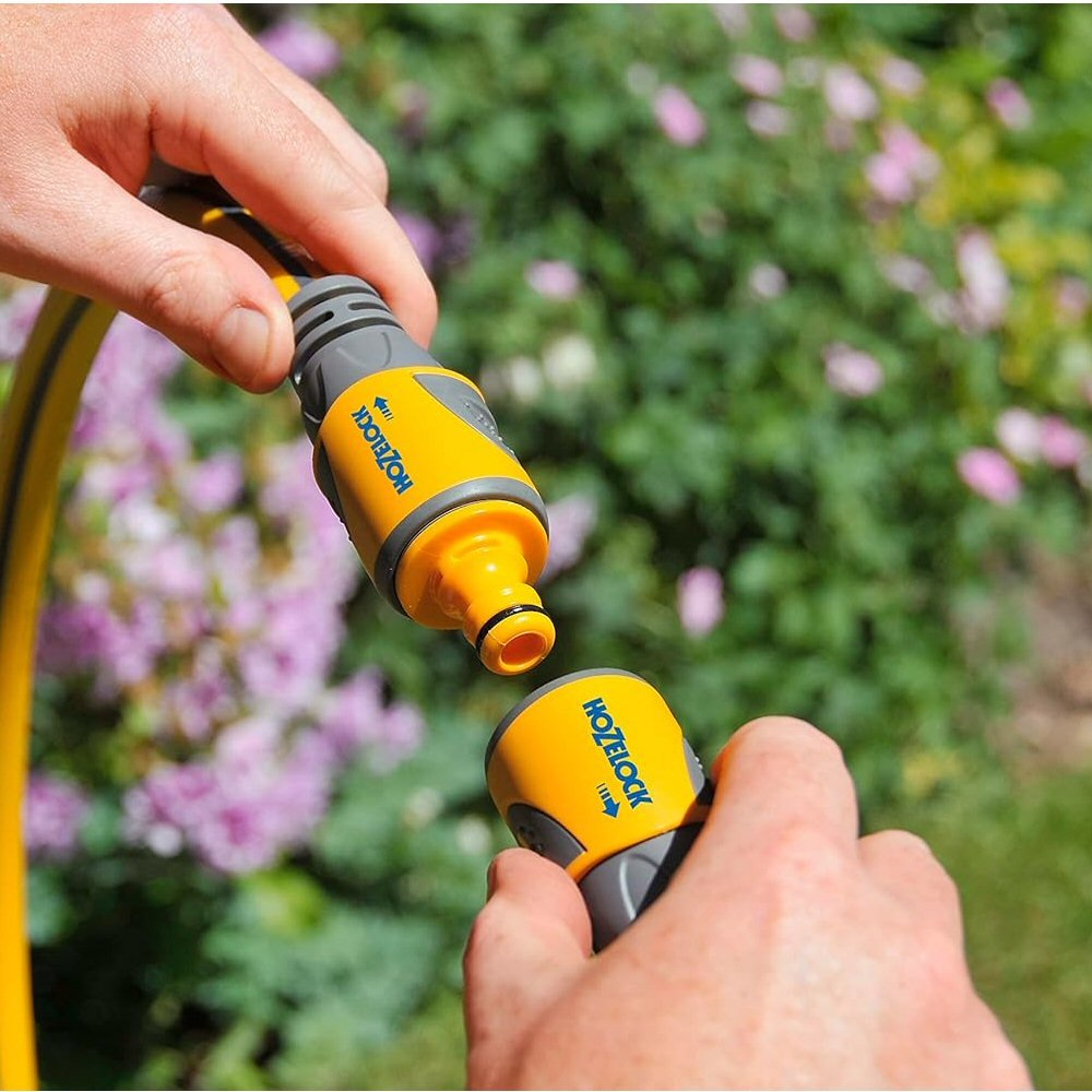 Hozelock Double Male Connector - Old Railway Line Garden Centre
