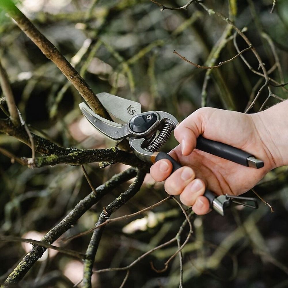 Kent & Stowe Traditional Bypass & Anvil Pruner Secateurs - Twin Pack