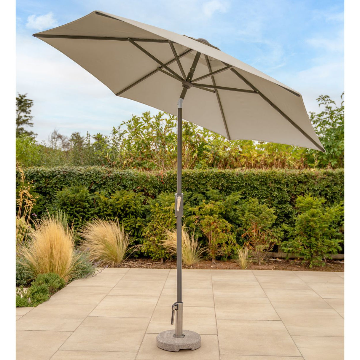 Kettler 2.5m Wind-Up Auto Tilt Parasol with Night Cover - Stone