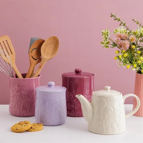 Mason Cash 800ml In The Meadow Storage Jar - Old Railway Line Garden Centre