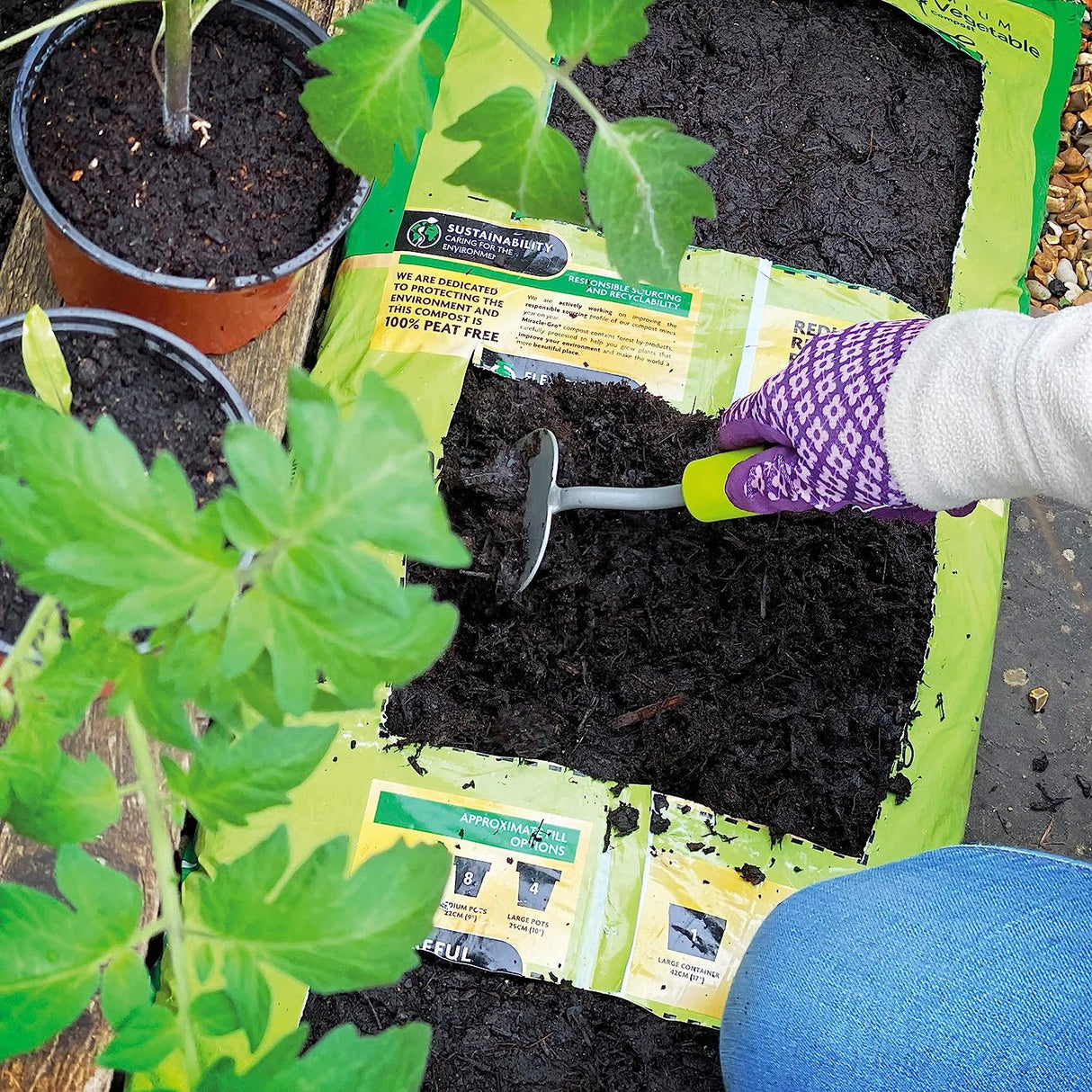 Miracle - Gro 40L Premium Peat Free Fruit & Veg Compost - Old Railway Line Garden Centre