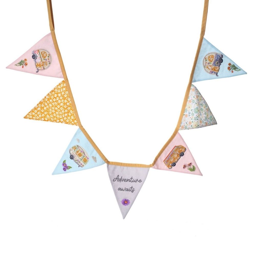 Richard Langs Camping Adventure Bunting