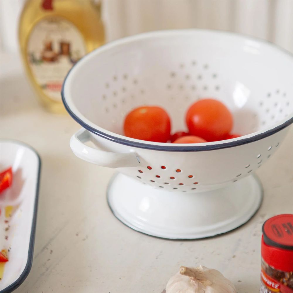 Rinkit 23.5cm White Enamel Colander