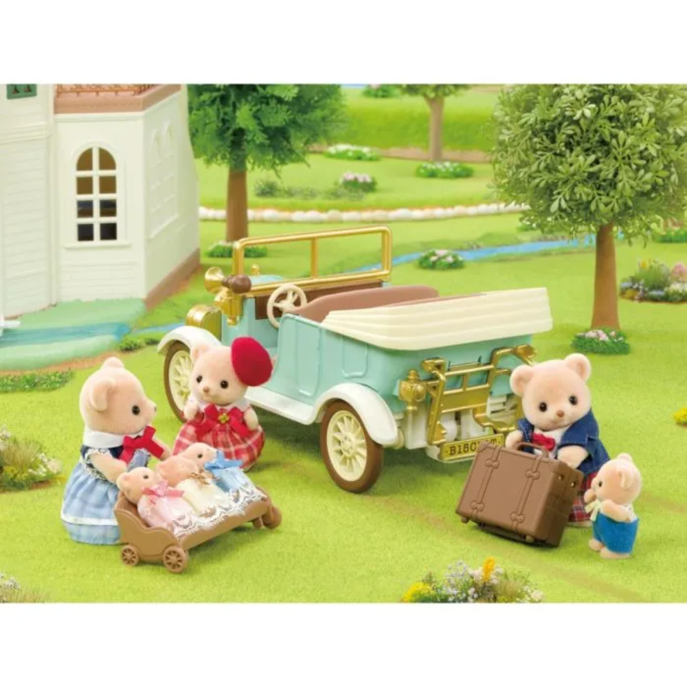 Sylvanian Families Classic Family Car