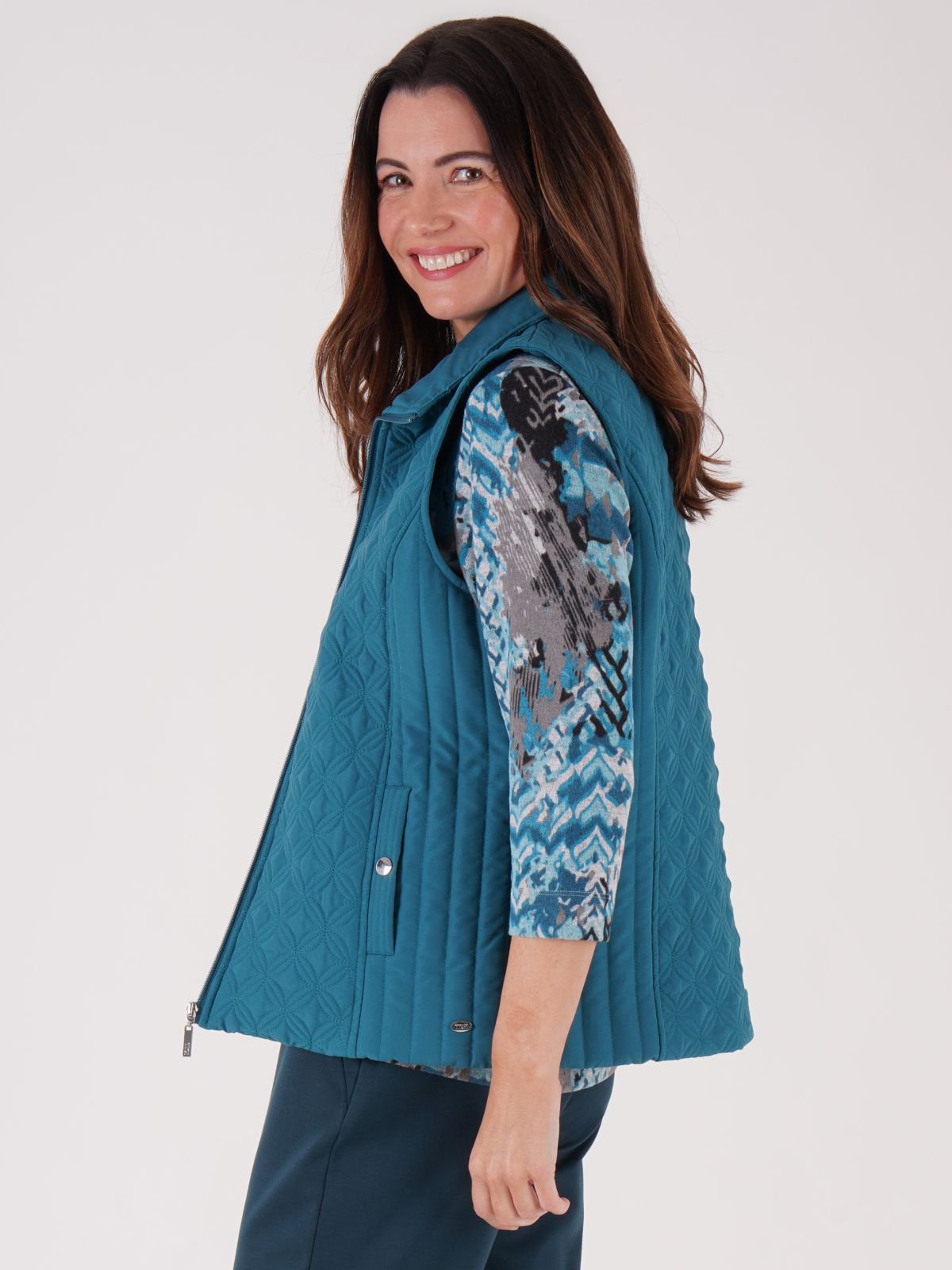 TIGI 08/10 Teal Multi Quilt Panel Gilet - T25-06E