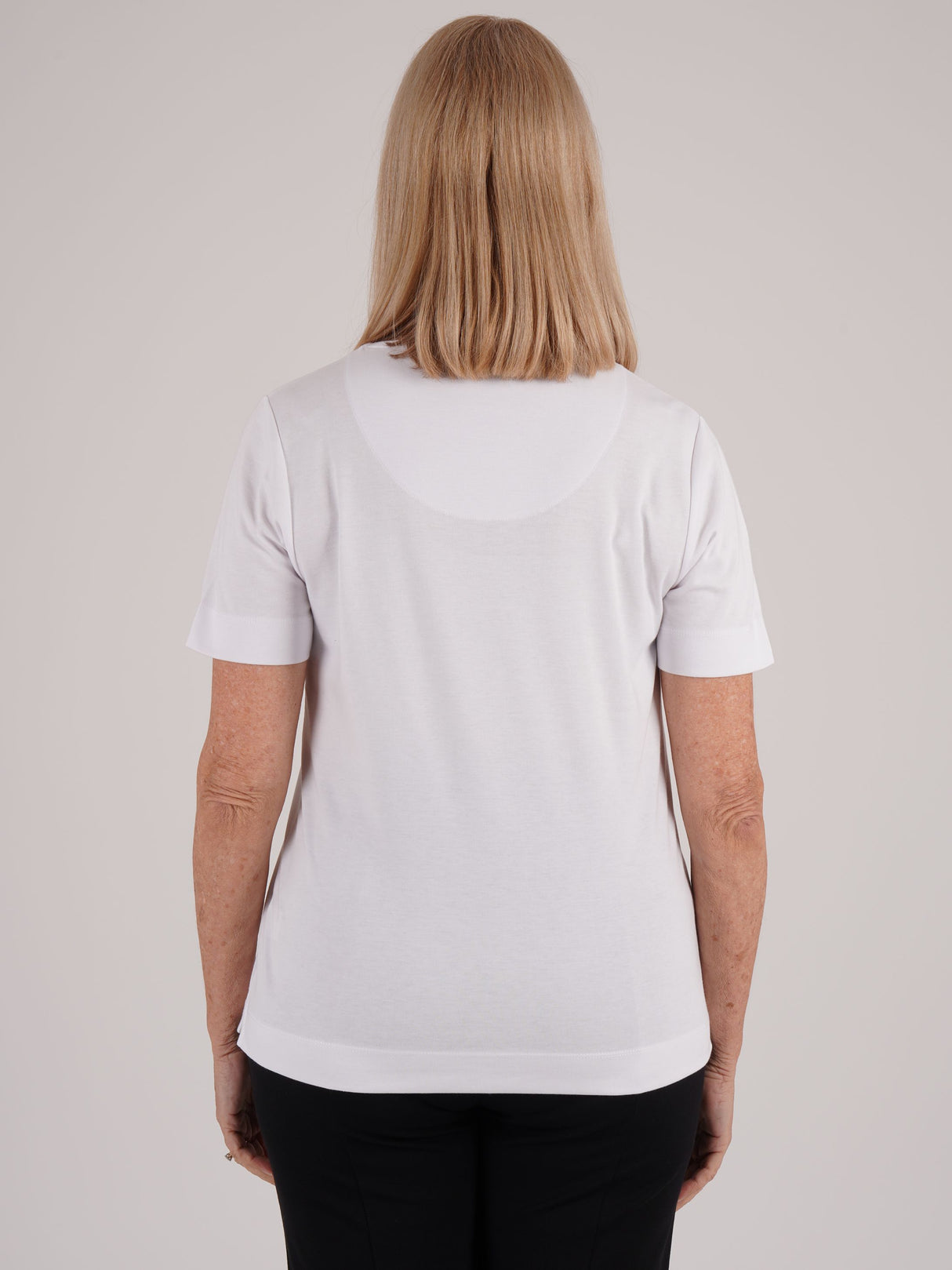 TIGI White Infinity Neckline Top - T25-33A