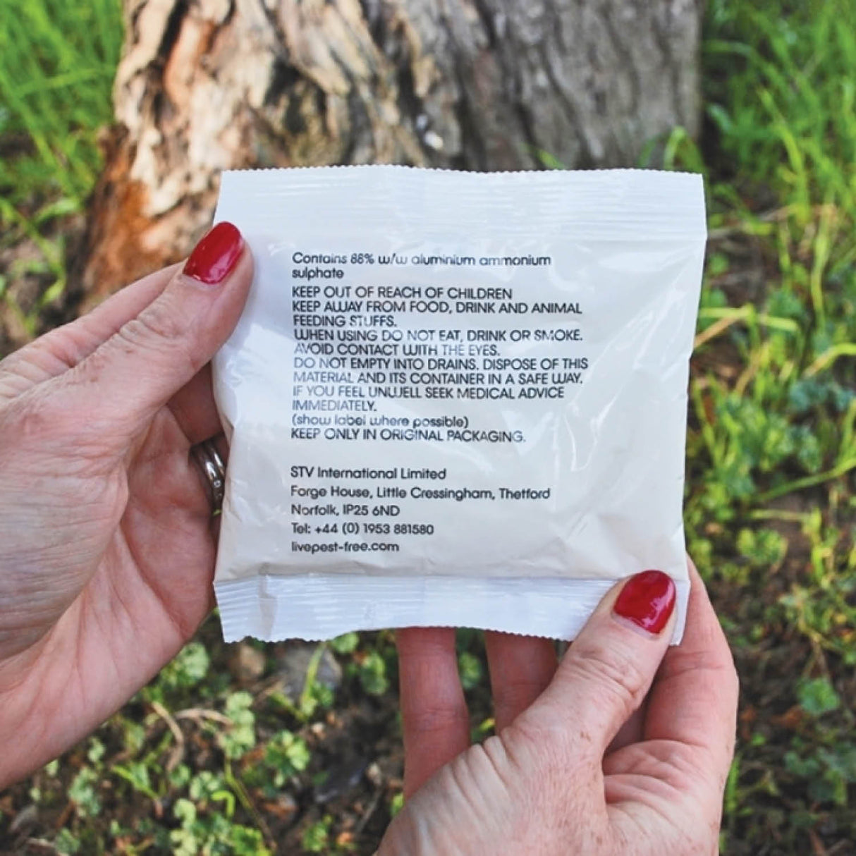 The Big Cheese Fox & Wildlife Repellet Sachets (2 x 50g Pack) - Old Railway Line Garden Centre