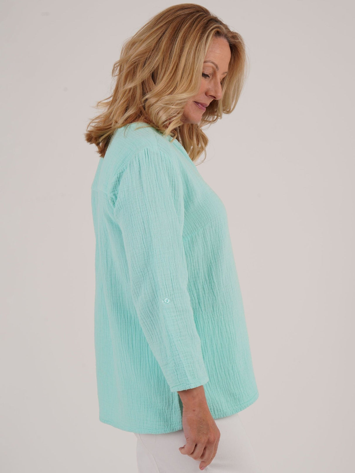 TIGI 14/16 Peppermint Double Weave Notch Neckline Top - T25 - 46E - Old Railway Line Garden Centre