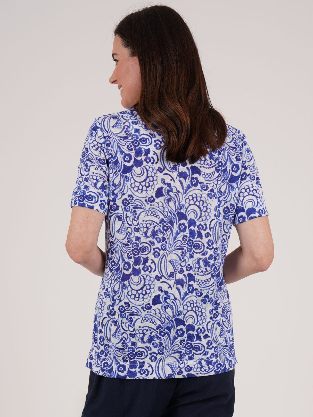 TIGI 8/10 Ultramarine Paisley All - over - print Top - T25 - 39B - Old Railway Line Garden Centre